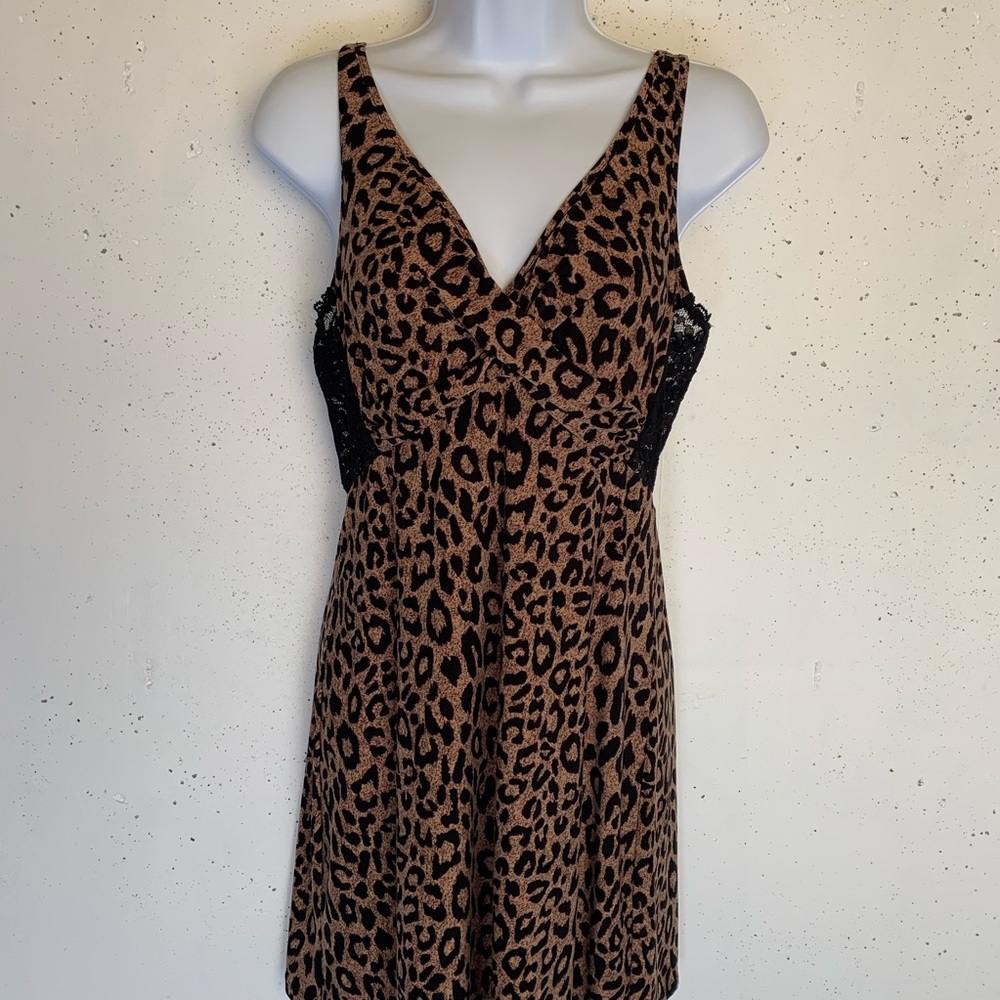AMBRIELLE Leopard Print Nighty